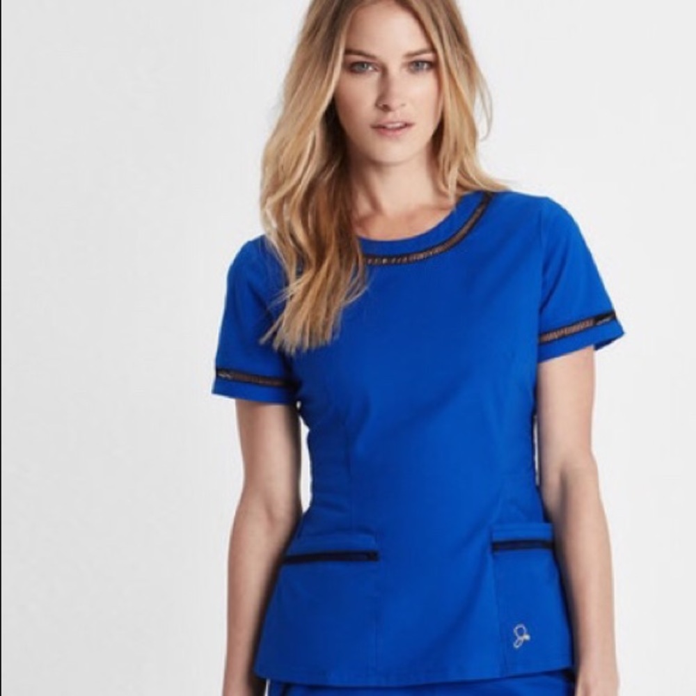 Ladder Lace Scrub Top 💕👩🏻‍⚕️ by Jaanuu